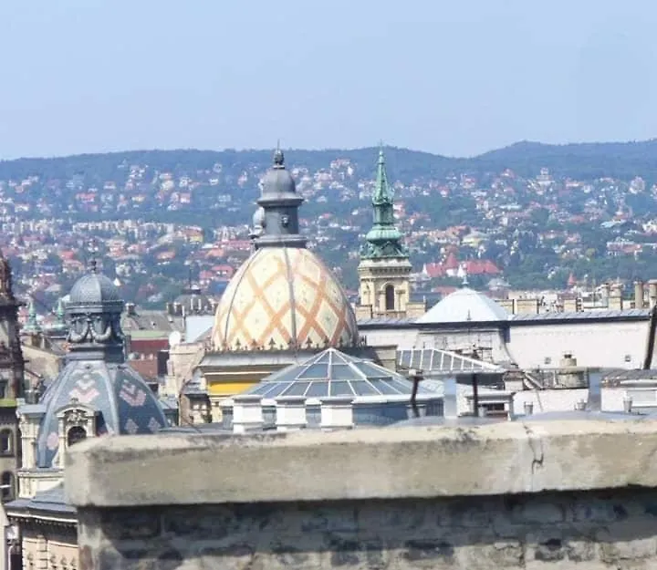 Tiny Studio In The Heart Of Budapest 0*,  Hungría