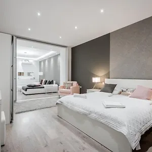 Appartamento Bpr Calypso With A/c, Budapest